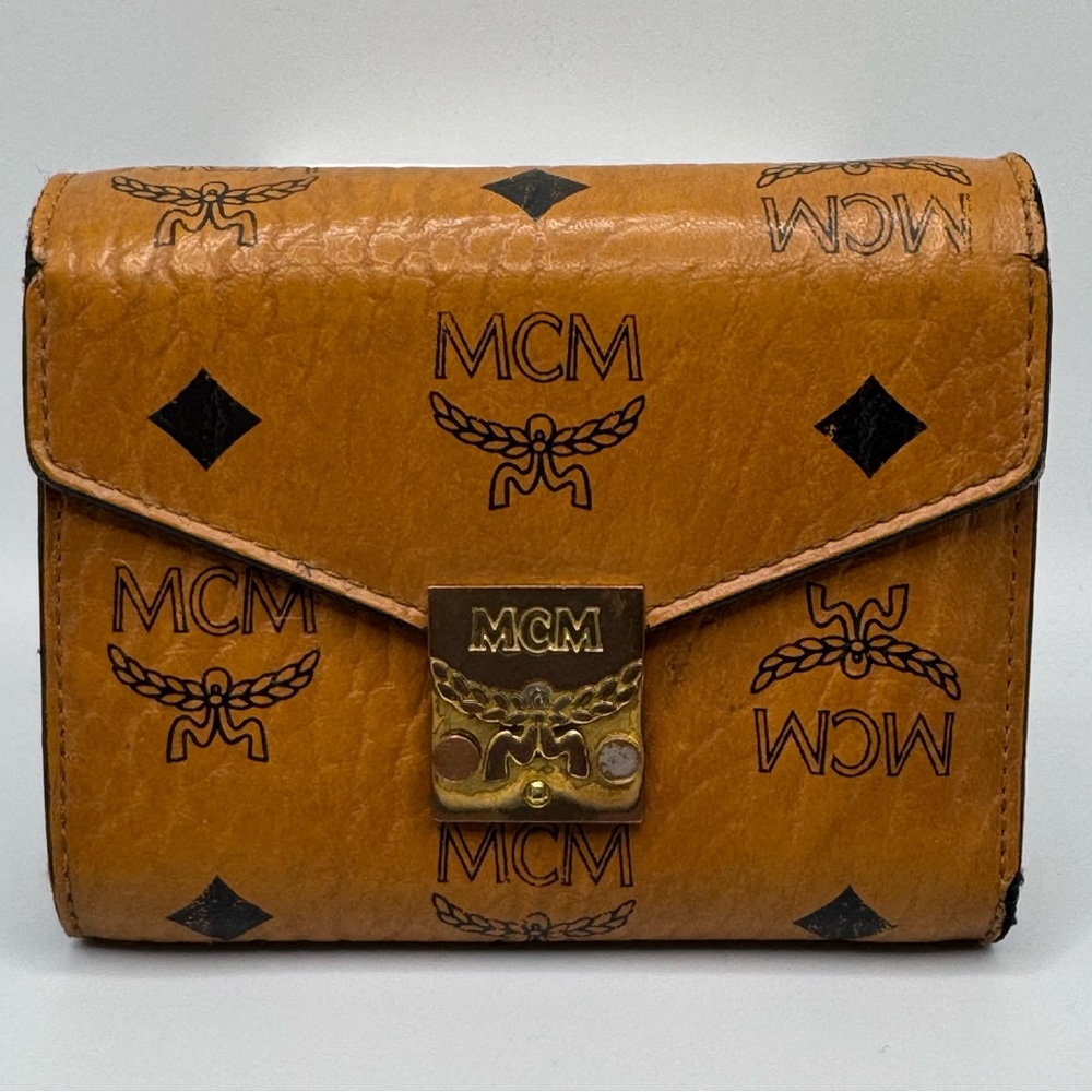MCM Small Trifold Wallet Preloved